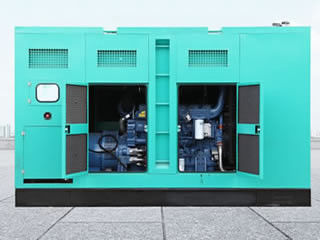 Il quadrato modella un generatore diesel di 3 fasi